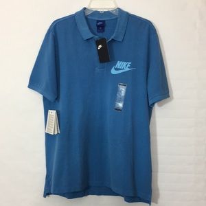 Nike men’s thick sky blue polo shirt Large